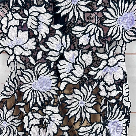 Self Portrait Lilac Guipure Floral Lace Sleeveless Jumpsuit - Picture 7 of 15